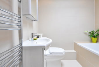 ¿Cómo decorar un baño pequeño?