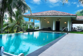 ¿Cómo mantener la piscina de una vivienda de obra nueva?