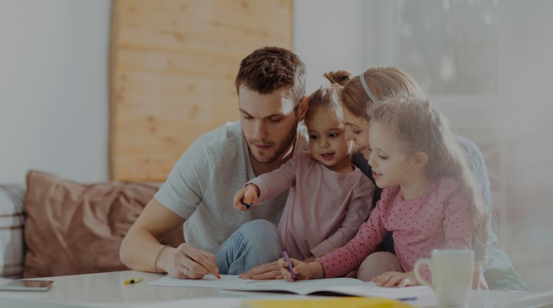 Mejores barrios de Málaga para familias con niños 2025