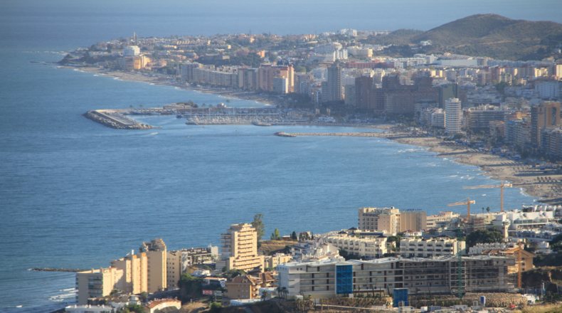 Cómo vender una vivienda con hipoteca en Fuengirola 2025
