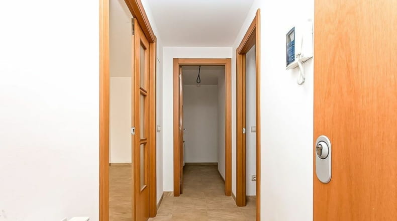 Promoción de tipologias Vivienda Local en venta SALLENT Barcelona