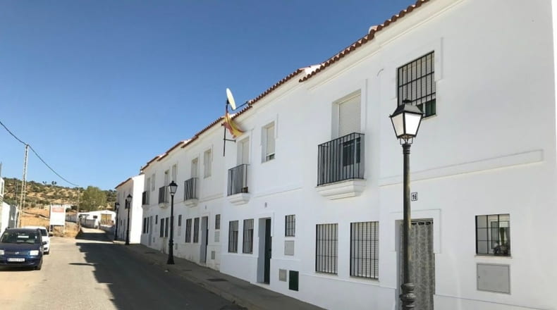 Promoción de tipologias Vivienda en venta ALANIS Sevilla