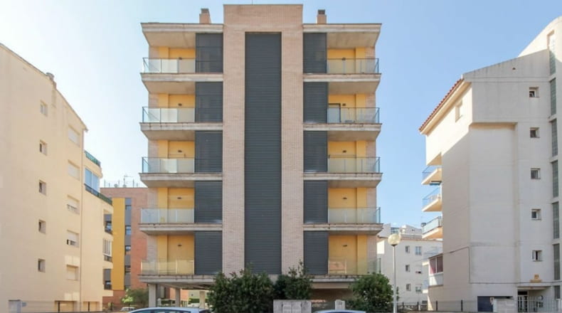 Av Nautilus - Roses, Girona -