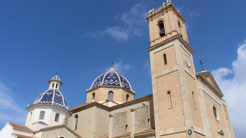 Imagen de Altea, una de las ciudades más destacadas para vivir en la provincia de Alicante