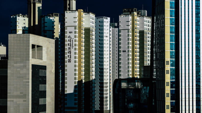 Imagen de edificios de casas, pisos y apartamentos