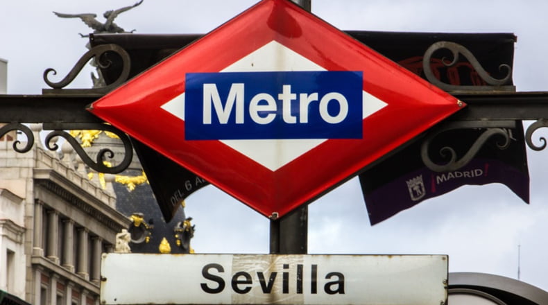 Además, de otra de cercanías y líneas de autobús